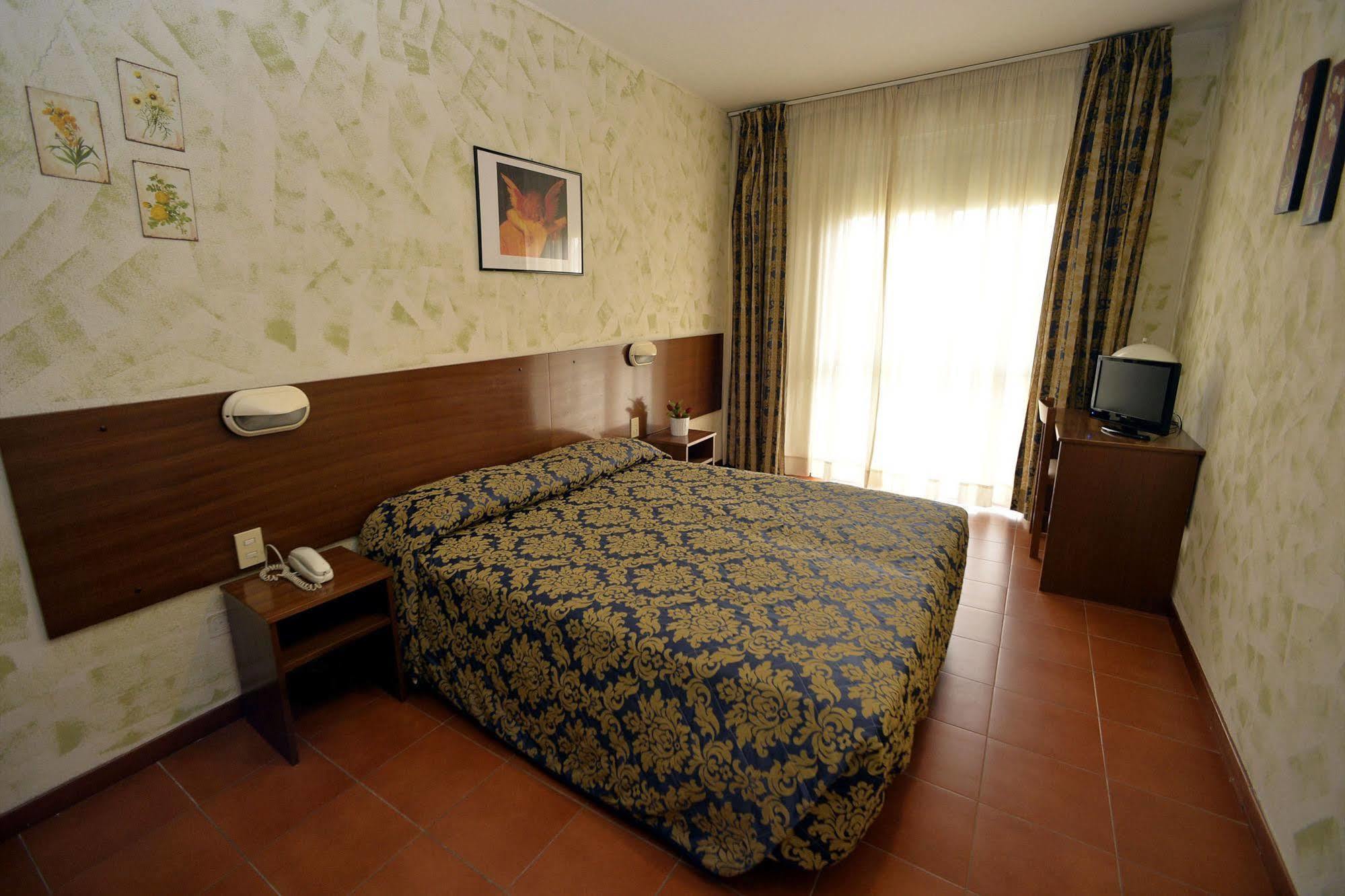Hotel Corolle Firenze Kültér fotó